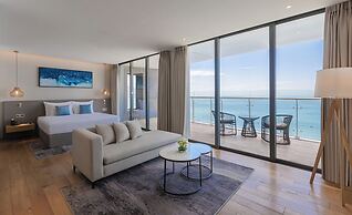 Sel de Mer Hotel & Suites