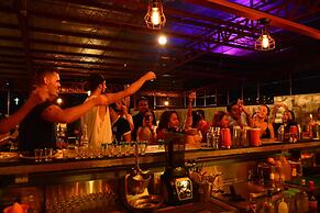 Mad Monkey Cebu City - Adults Only