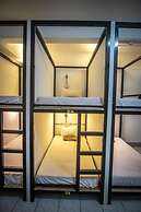 Mad Monkey Cebu City - Adults Only