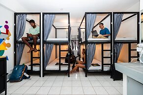 Mad Monkey Cebu City - Adults Only