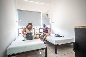 Mad Monkey Cebu City - Adults Only