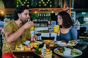 Mad Monkey Cebu City - Adults Only