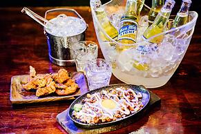 Mad Monkey Cebu City - Adults Only