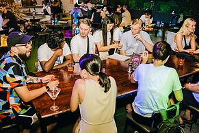 Mad Monkey Cebu City - Adults Only