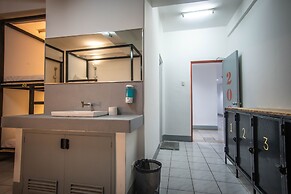 Mad Monkey Cebu City - Adults Only