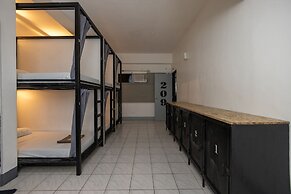 Mad Monkey Cebu City - Adults Only