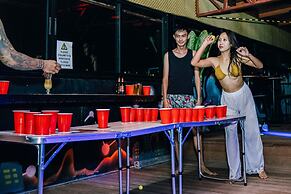 Mad Monkey Cebu City - Adults Only