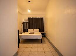 Mad Monkey Cebu City - Adults Only