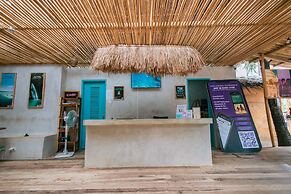 Mad Monkey Hostel Nacpan Beach - Adults Only