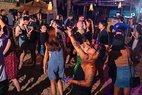 Mad Monkey Hostel Nacpan Beach - Adults Only