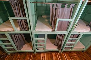 Mad Monkey Hostel Nacpan Beach - Adults Only