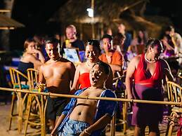 Mad Monkey Hostel Nacpan Beach - Adults Only