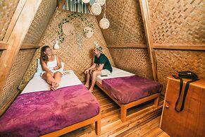 Mad Monkey Hostel Nacpan Beach - Adults Only