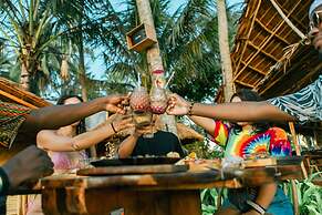 Mad Monkey Hostel Nacpan Beach - Adults Only