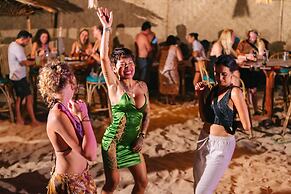 Mad Monkey Hostel Nacpan Beach - Adults Only