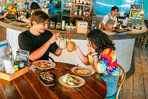 Mad Monkey Hostel Nacpan Beach - Adults Only