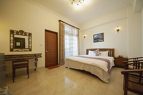 shih liang Xinying b&b