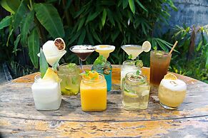 Mad Monkey Hostel Siargao - Adults Only