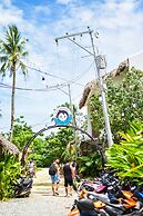 Mad Monkey Hostel Siargao - Adults Only