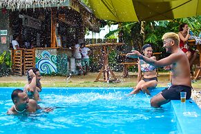 Mad Monkey Hostel Siargao - Adults Only
