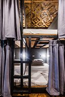 Mad Monkey Hostel Siargao - Adults Only