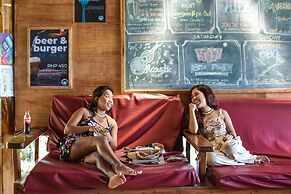 Mad Monkey Hostel Siargao - Adults Only