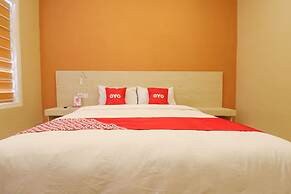 OYO 1384 Pulau Bali Hotel