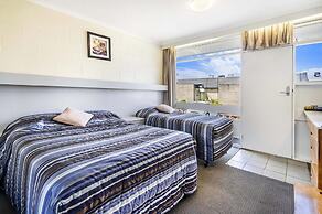 Top of the Town Hotel Motel