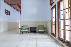 OYO 1952 Hotel Dewata IndahNearLumintang Park