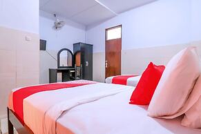 OYO 1952 Hotel Dewata IndahNearLumintang Park