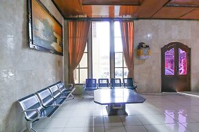 OYO 1952 Hotel Dewata IndahNearLumintang Park