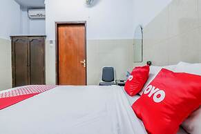 OYO 1952 Hotel Dewata IndahNearLumintang Park