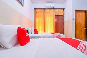 OYO 1952 Hotel Dewata IndahNearLumintang Park