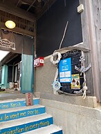 Guest House & Bar Diamond Head