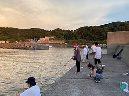 Guest House & Bar Diamond Head