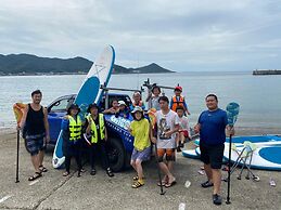 Guest House & Bar Diamond Head