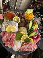 Guest House & Bar Diamond Head