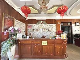 Capital O 1198 Dinh Loan Hotel