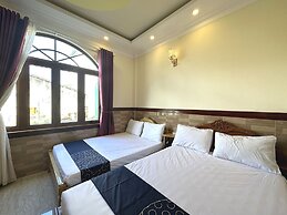 Capital O 1198 Dinh Loan Hotel