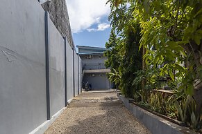 SPOT ON 2063 Bethania Residence