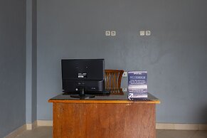 SPOT ON 2063 Bethania Residence