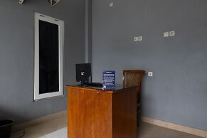 SPOT ON 2063 Bethania Residence