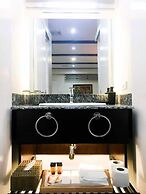 Royale House Hotel Davao powered by Cocotel