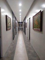 Royale House Hotel Davao powered by Cocotel