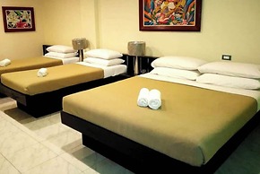 Royale House Hotel Davao powered by Cocotel