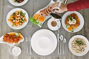 Royale House Hotel Davao powered by Cocotel