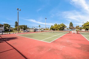 Anna Maria's Dream 2 Bedroom Villa by RedAwning