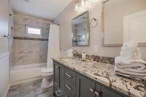 Anna Maria's Dream 2 Bedroom Villa by RedAwning