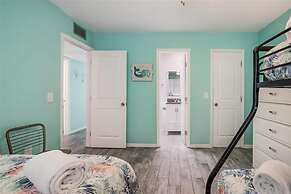 Anna Maria's Dream 2 Bedroom Villa by RedAwning