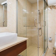 Floral Hotel Dianhu Holiday Shanghai